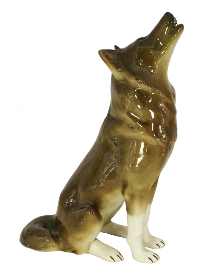 figurine wolf